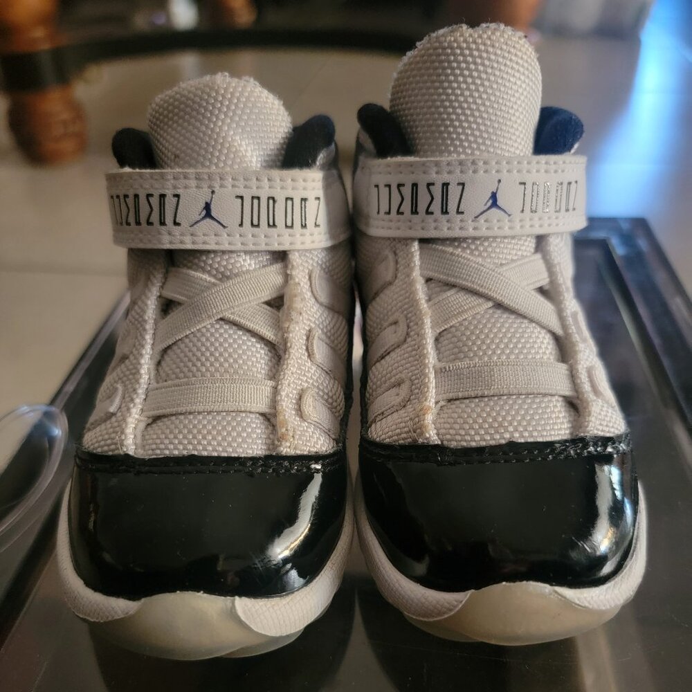 Air Jordan's 11's Concord kids 7c